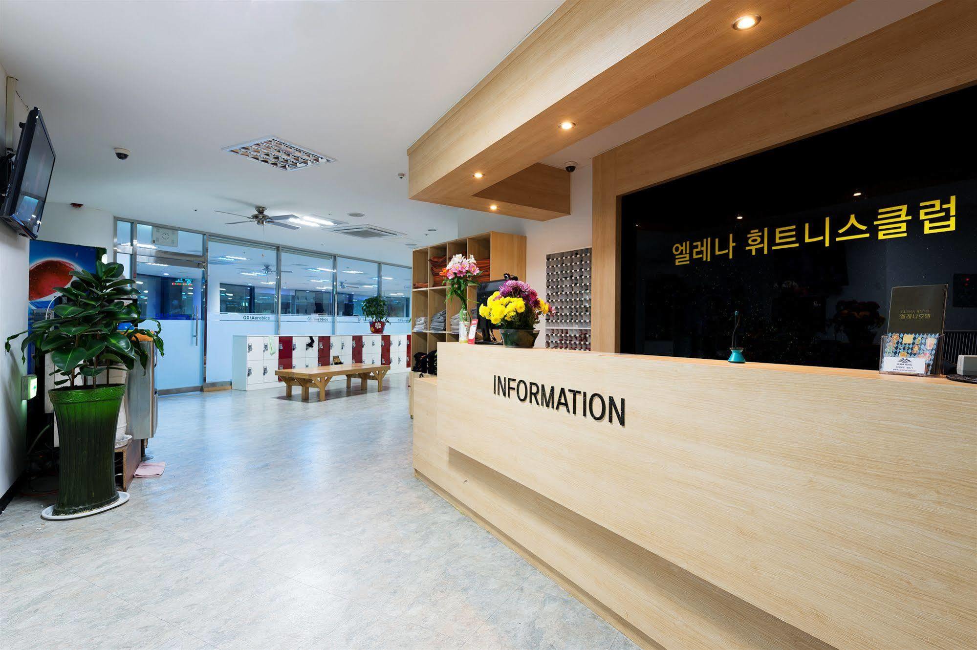 Elena Business Hotel Yeosu Εξωτερικό φωτογραφία