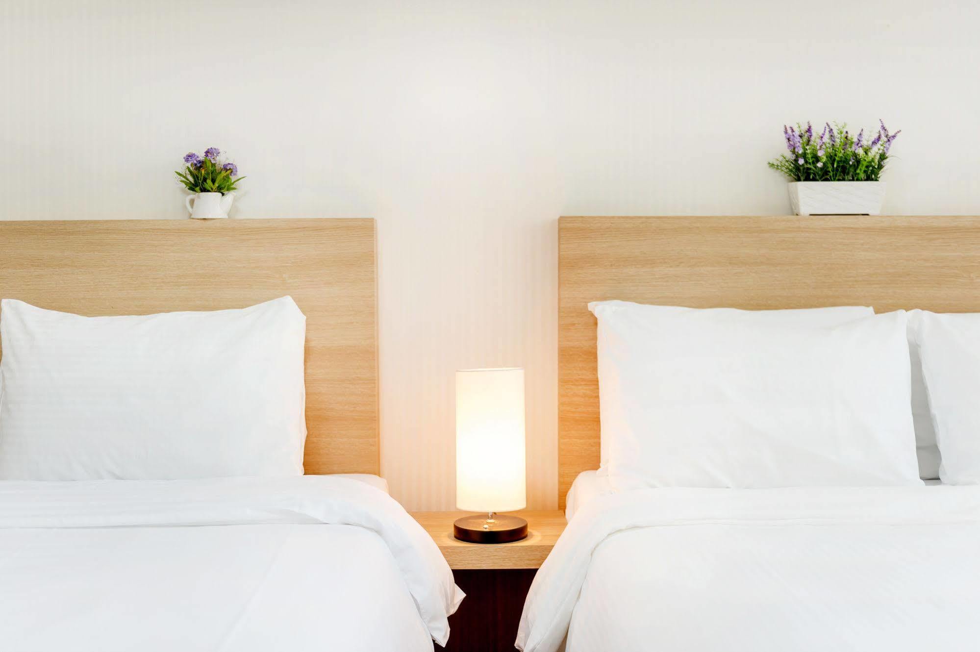 Elena Business Hotel Yeosu Εξωτερικό φωτογραφία